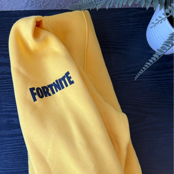 Official Fortnite Peely Hoodie Male M - Picture 3 of 6